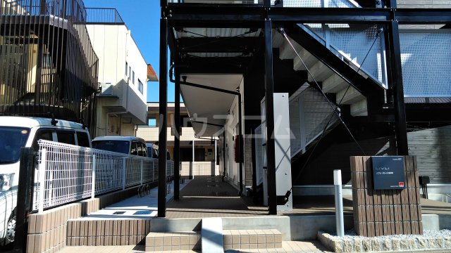 3/4 エントランス