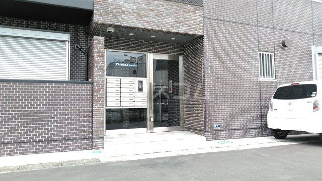 2/5 エントランス