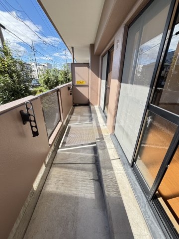 19/28 バルコニー