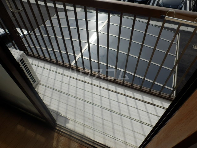 19/28 バルコニー