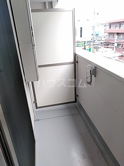 17/27 バルコニー