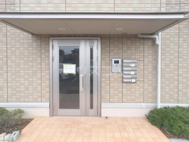 2/13 エントランス