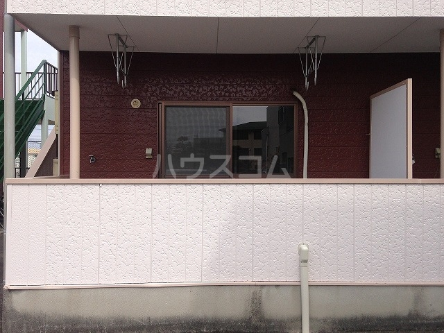 17/19 エントランス