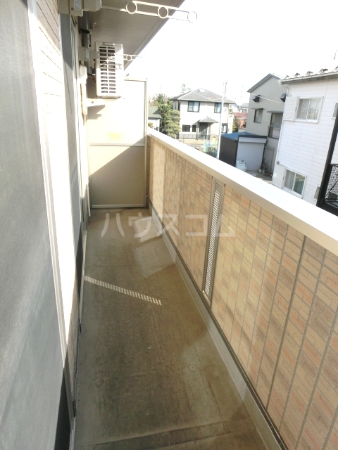 16/23 バルコニー