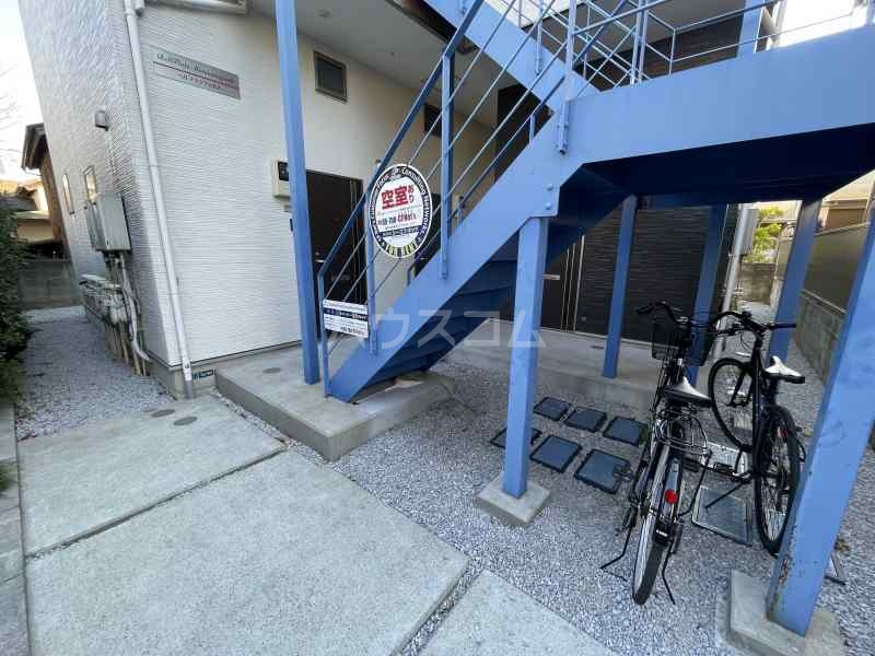 21/25 エントランス