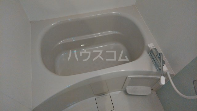 14/30 浴室