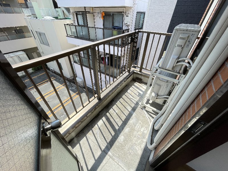 14/23 バルコニー