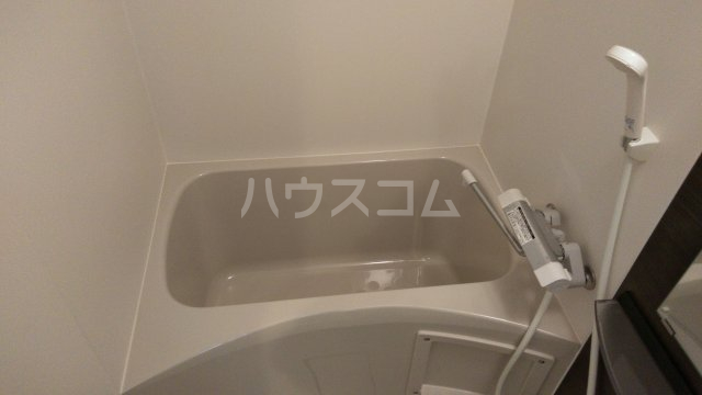 14/30 浴室