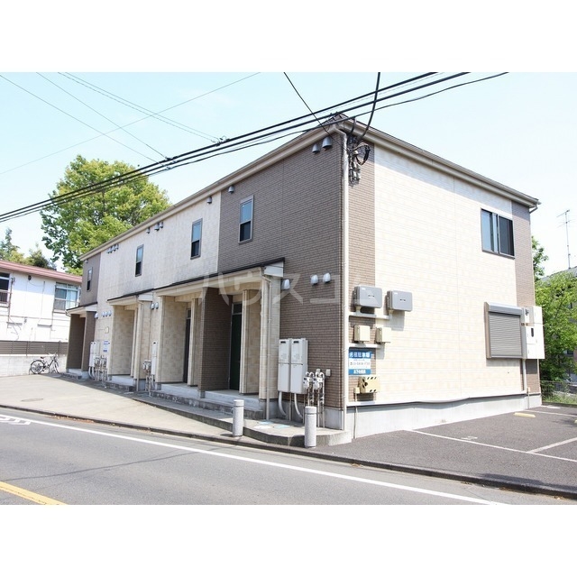 21/27 エントランス