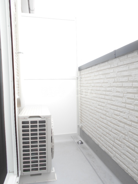 13/30 バルコニー