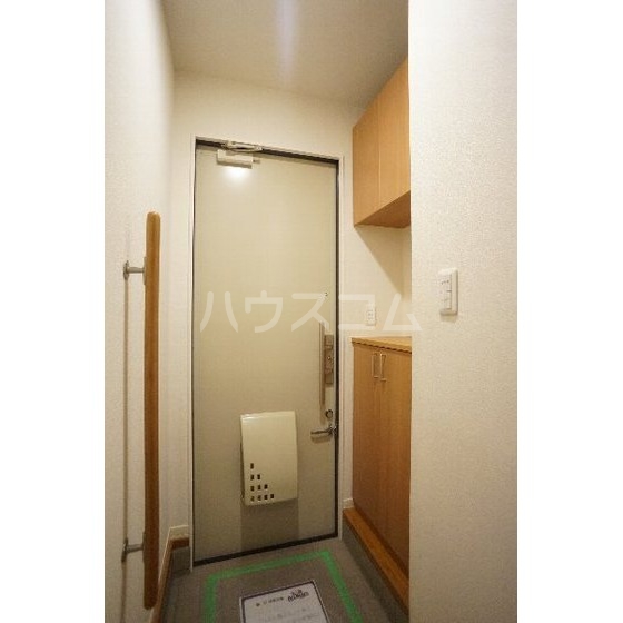 14/30 玄関
