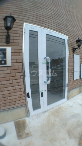 19/29 エントランス