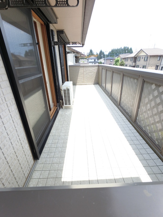 13/22 バルコニー