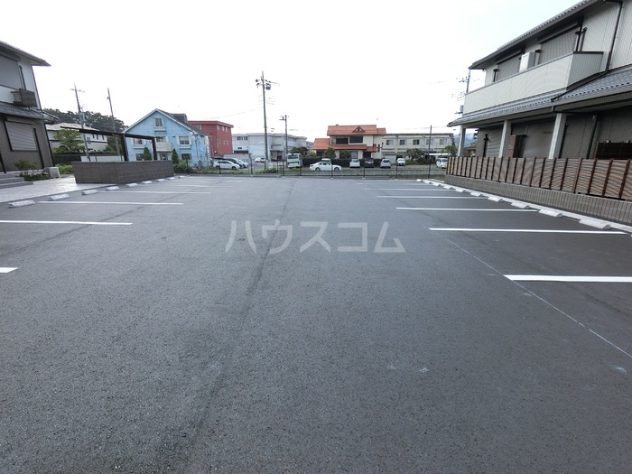 27/27 駐車場