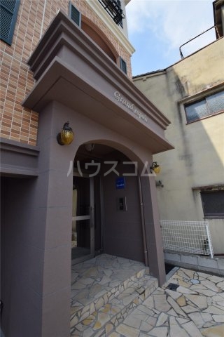 16/22 エントランス