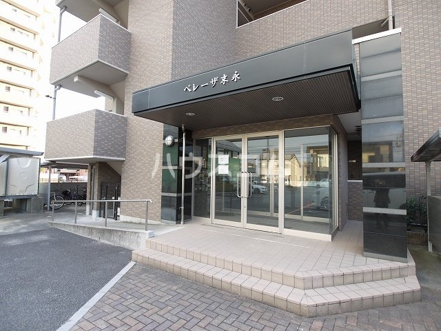 2/4 エントランス