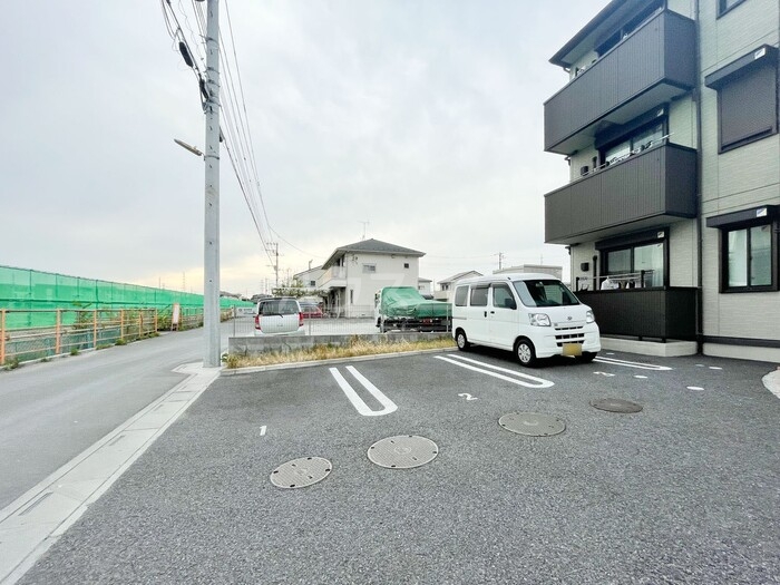 14/22 駐車場