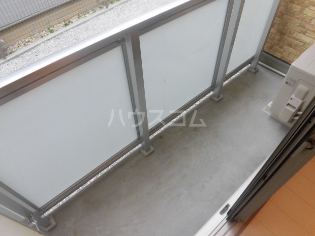 13/30 バルコニー