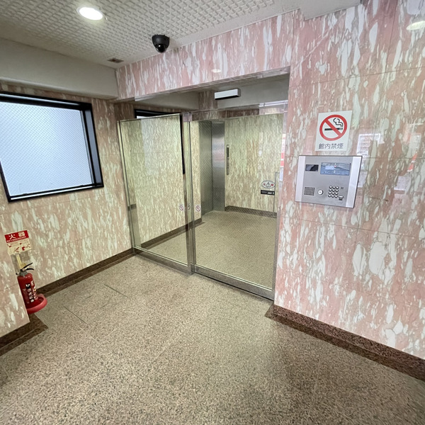 15/24 エントランス