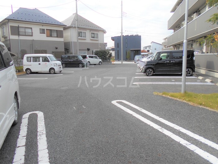 8/17 駐車場
