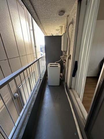 23/30 バルコニー