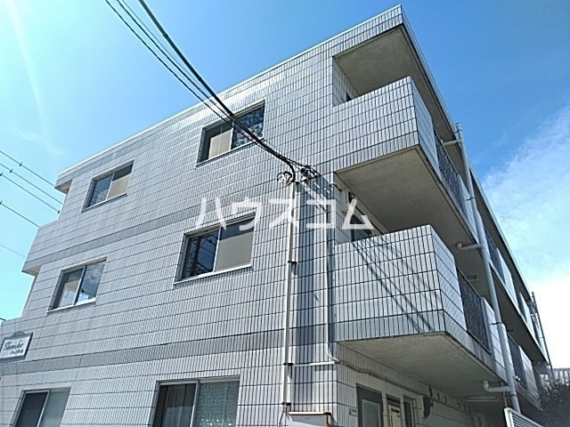 24/30 エントランス