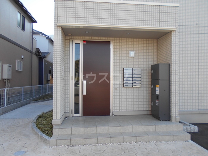 15/25 エントランス