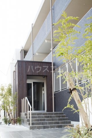 17/21 エントランス