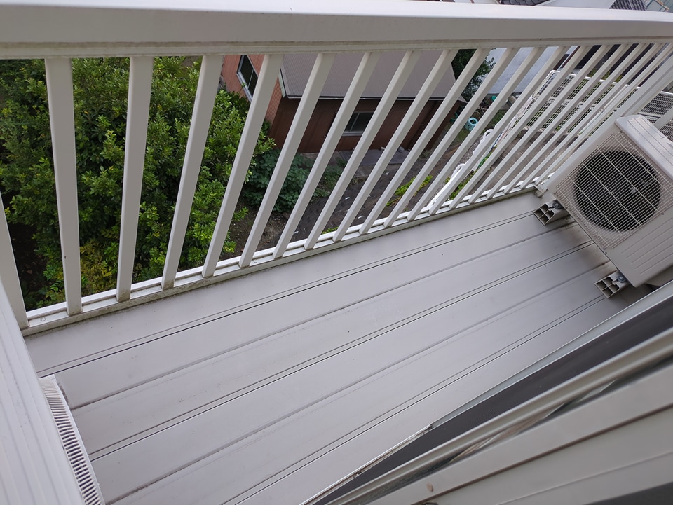 19/30 バルコニー