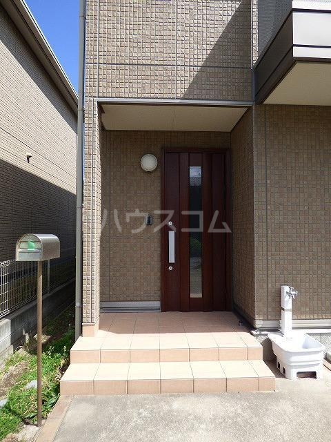 13/13 エントランス