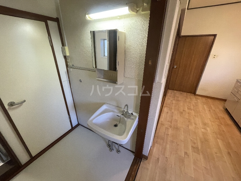 13/23 洗面