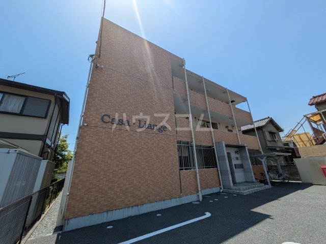 2/4 外観