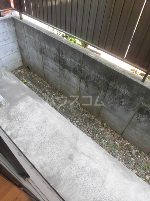 13/27 バルコニー