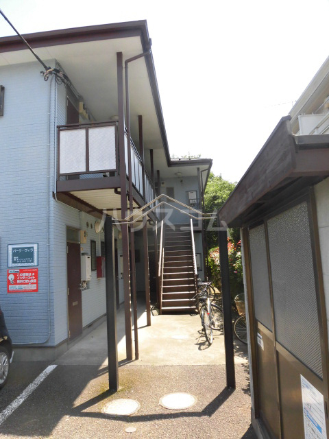 20/27 エントランス