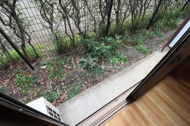 19/30 バルコニー