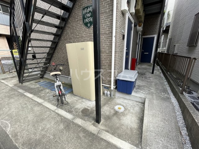 21/24 エントランス