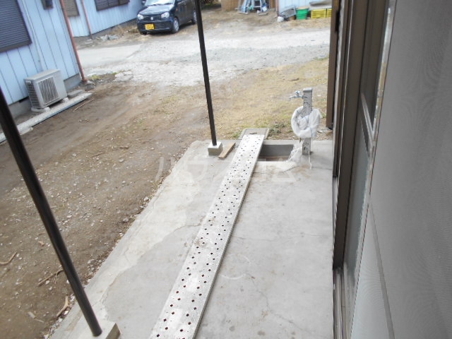 13/22 バルコニー