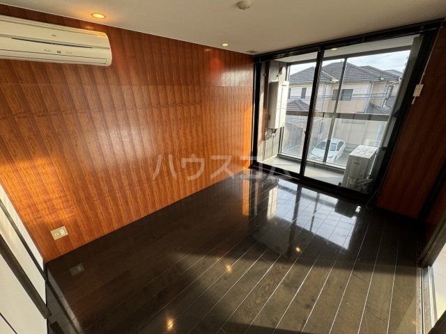 13/20 バルコニー