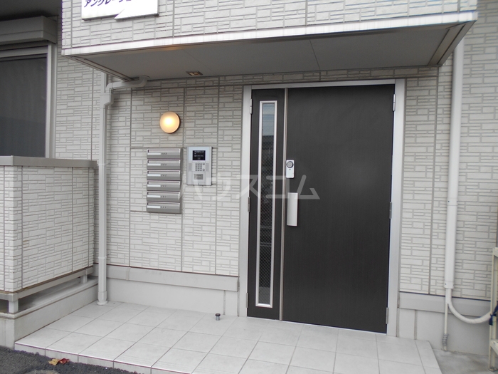 2/13 エントランス