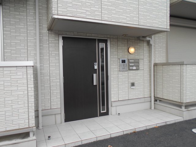 15/26 エントランス