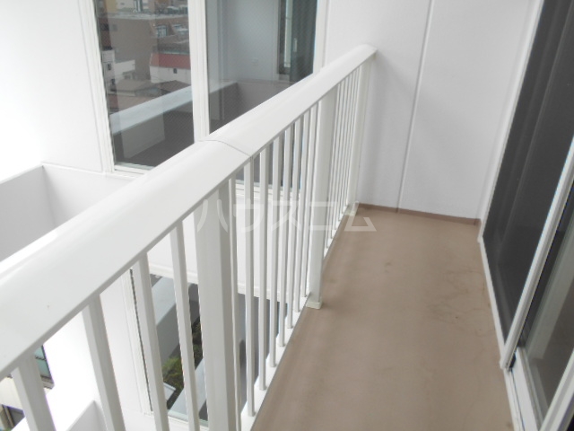 16/23 バルコニー