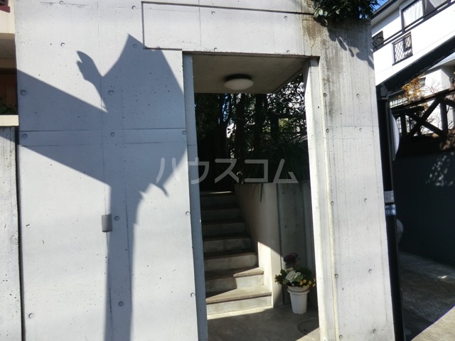 2/6 エントランス