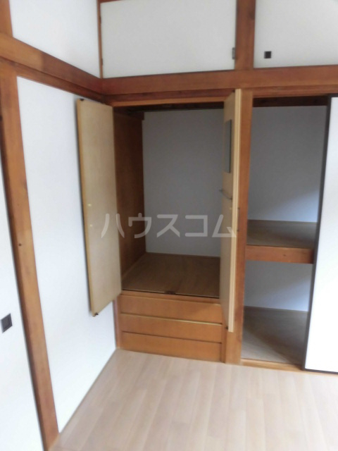 13/30 収納