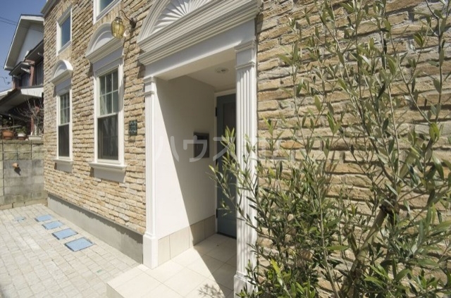 2/8 エントランス