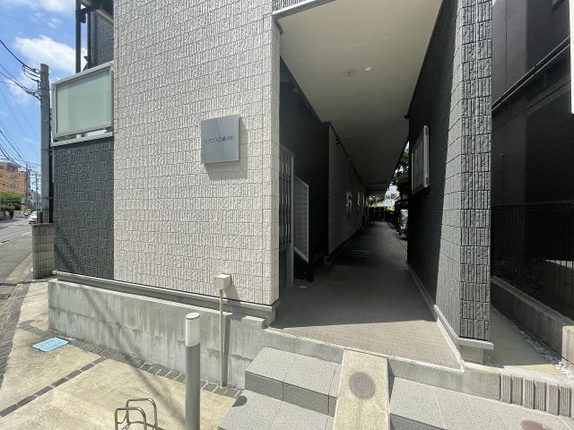 21/24 エントランス