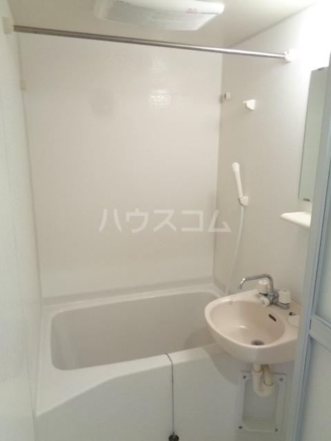 14/30 浴室