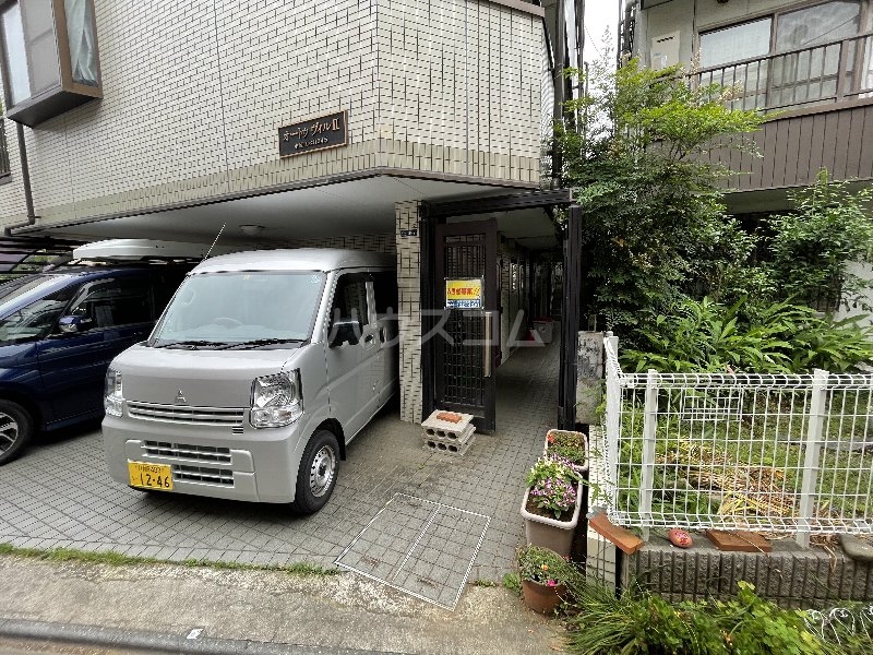 3/4 エントランス