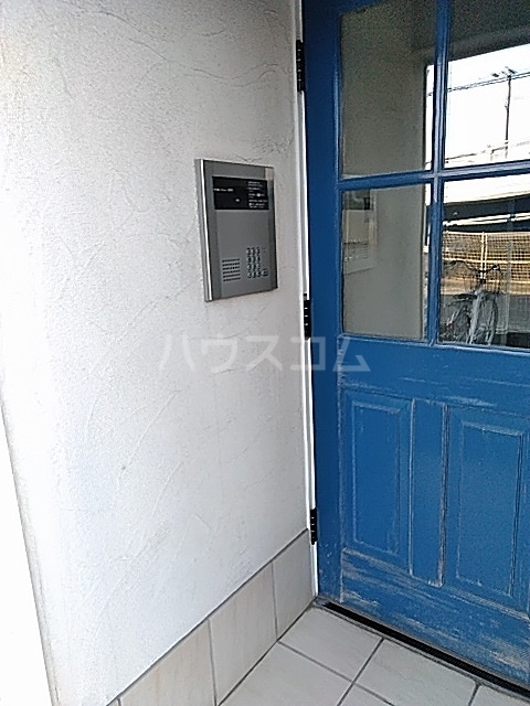 19/20 エントランス