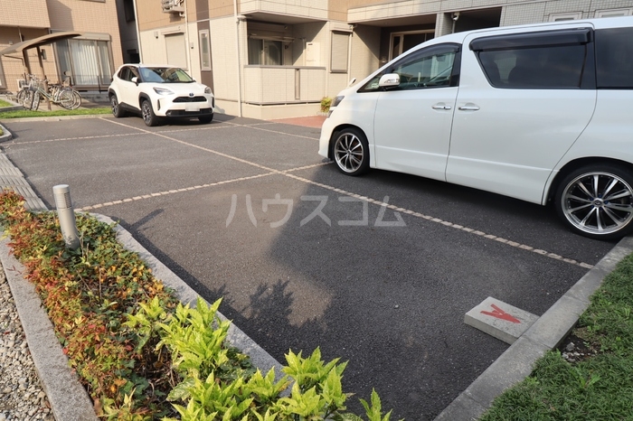 26/30 駐車場