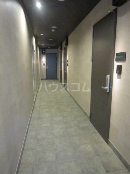 17/20 エントランス